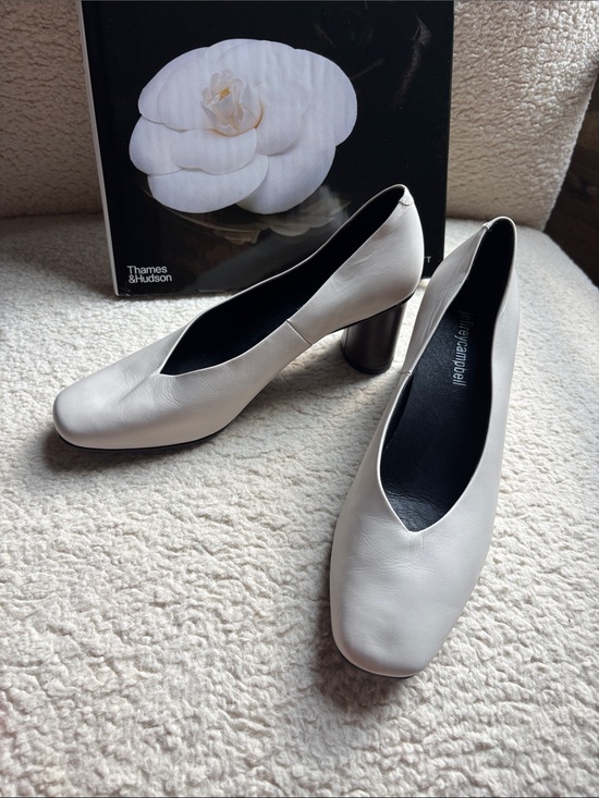 Jeffrey Campbell Shoes - Jefferey Campbell, White Lamb Leather Low Heel Pumps